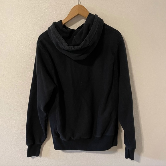 Champion Reverse Weave Solid Black Hoodie Kangaroo Pocket. Size Small - Picture 2 of 8